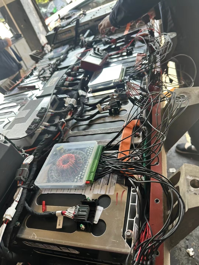 新能源汽车维修均衡保养